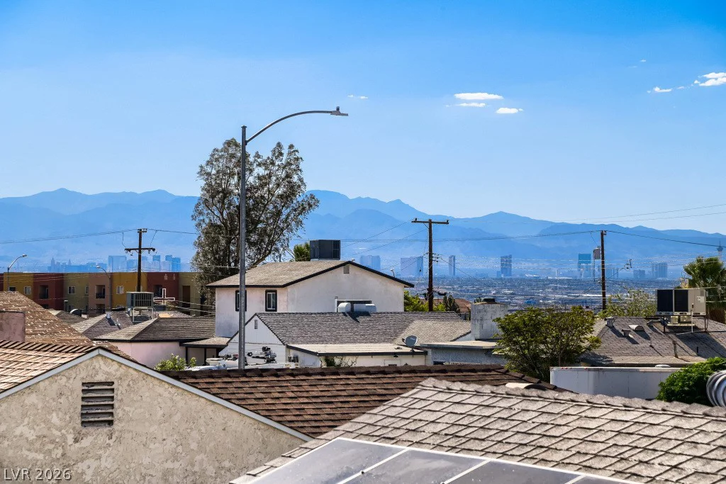 123 Elm, Henderson, NV 89015