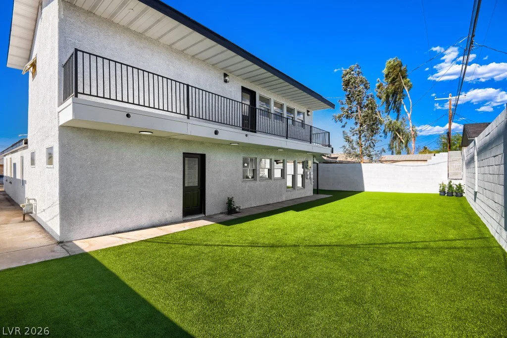 123 Elm, Henderson, NV 89015
