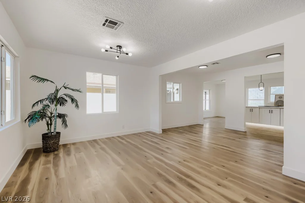 123 Elm, Henderson, NV 89015