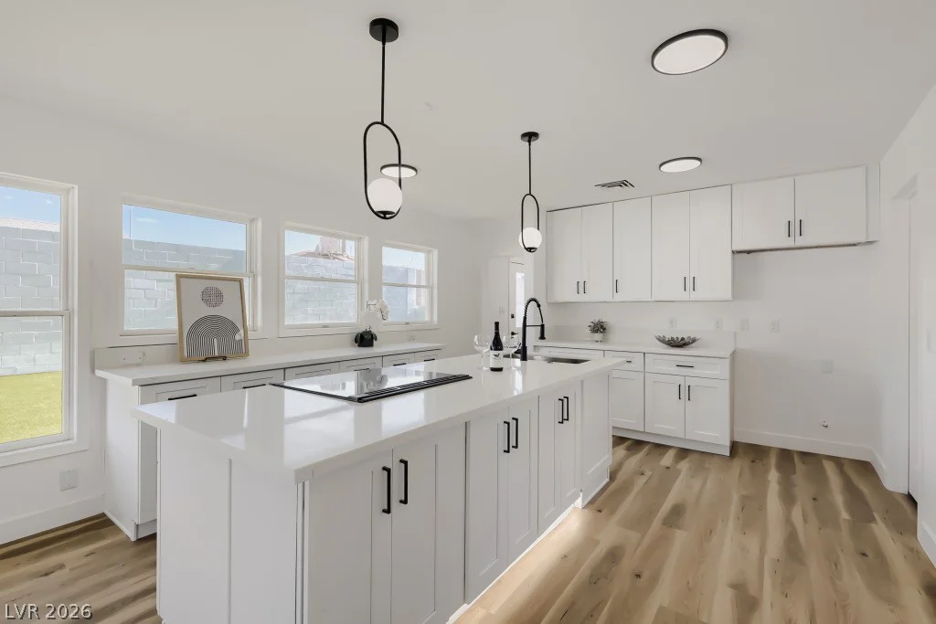 123 Elm, Henderson, NV 89015