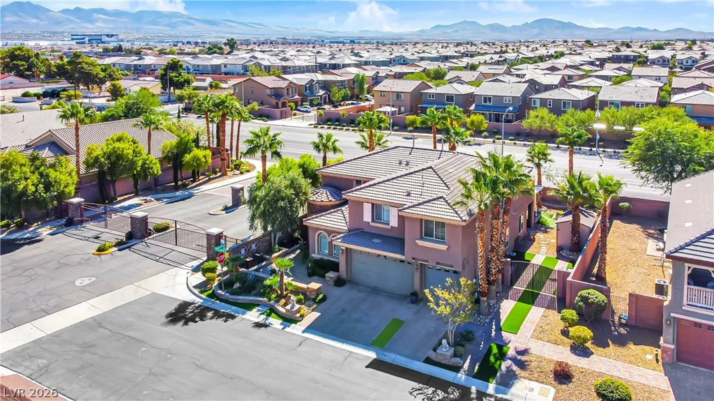 127 Birch Ridge, Las Vegas, NV 89183