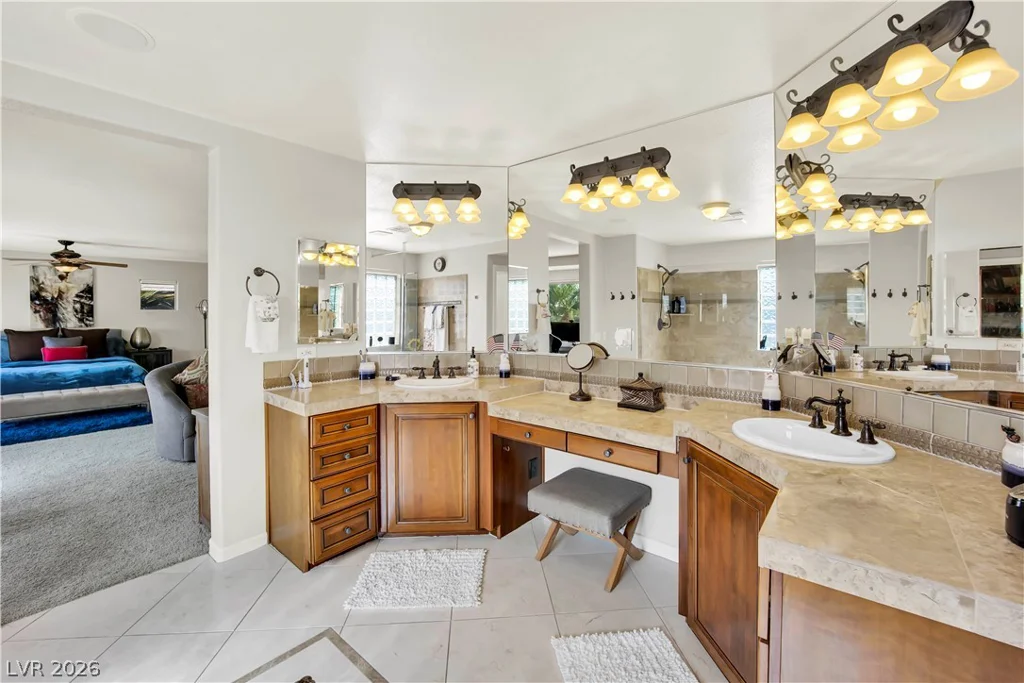 127 Birch Ridge, Las Vegas, NV 89183