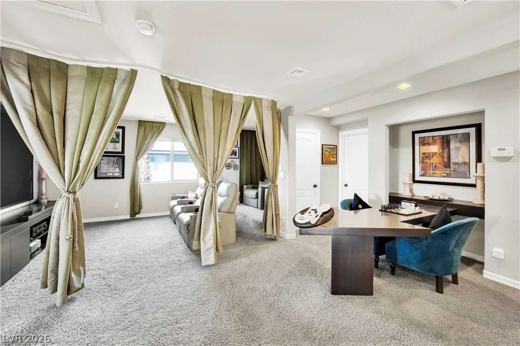 127 Birch Ridge, Las Vegas, NV 89183