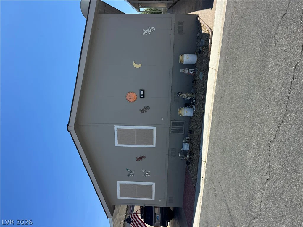 820 Montecito, Pahrump, NV 89048