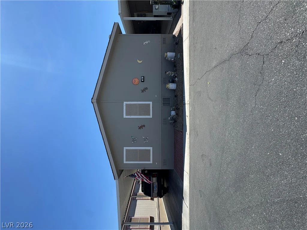 820 Montecito, Pahrump, NV 89048