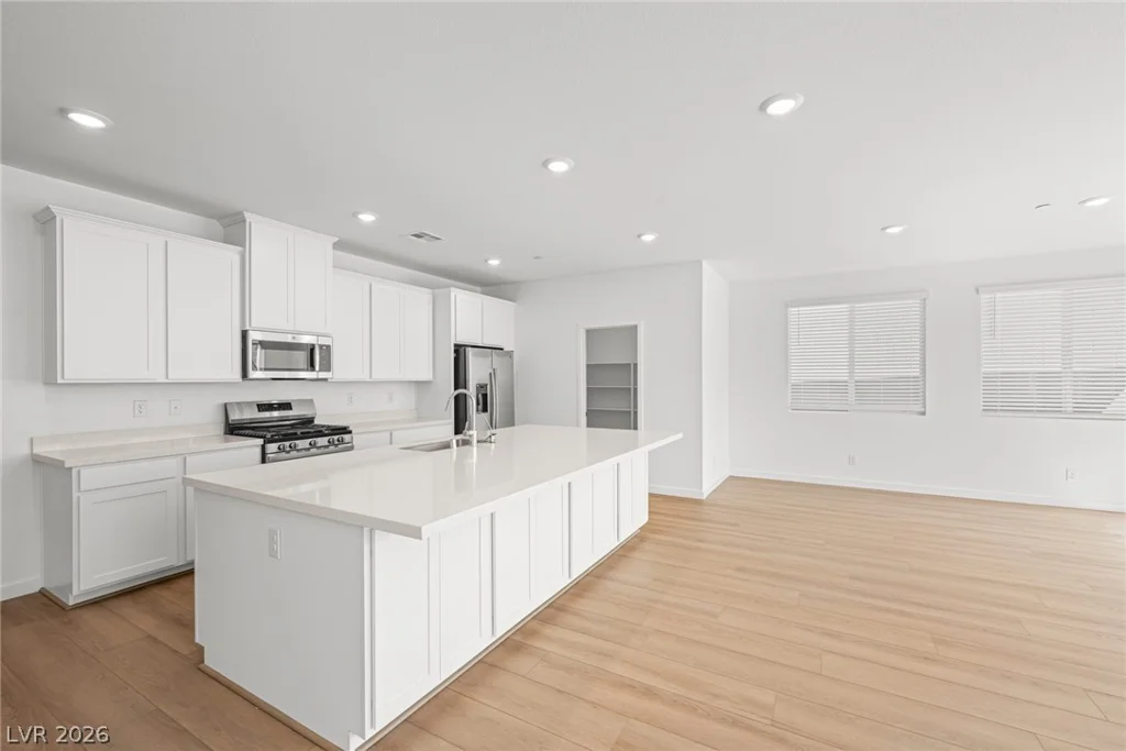 1409 Bianca Falls, Henderson, NV 89011