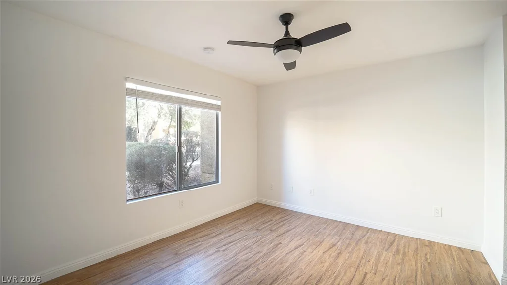 8070 Russell, Las Vegas, NV 89113