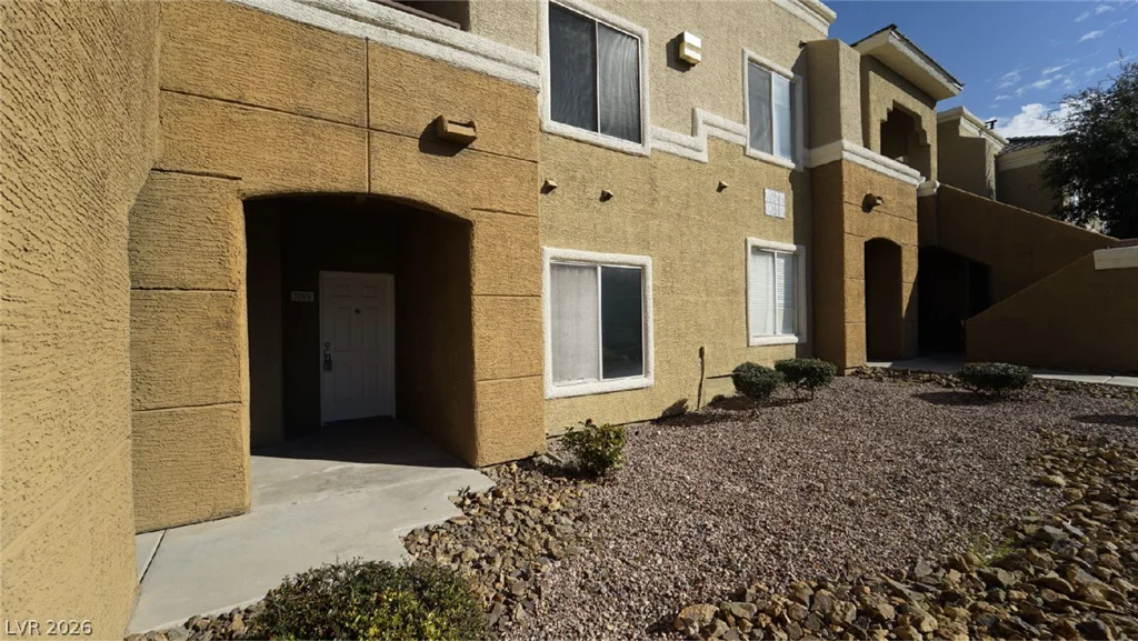 8070 Russell, Las Vegas, NV 89113