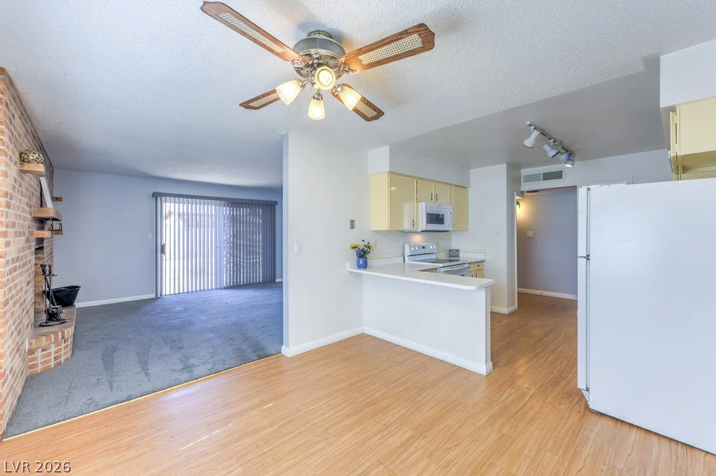 5708 Eugene, Las Vegas, NV 89108