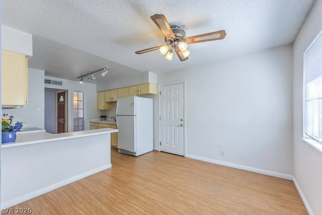 5708 Eugene, Las Vegas, NV 89108