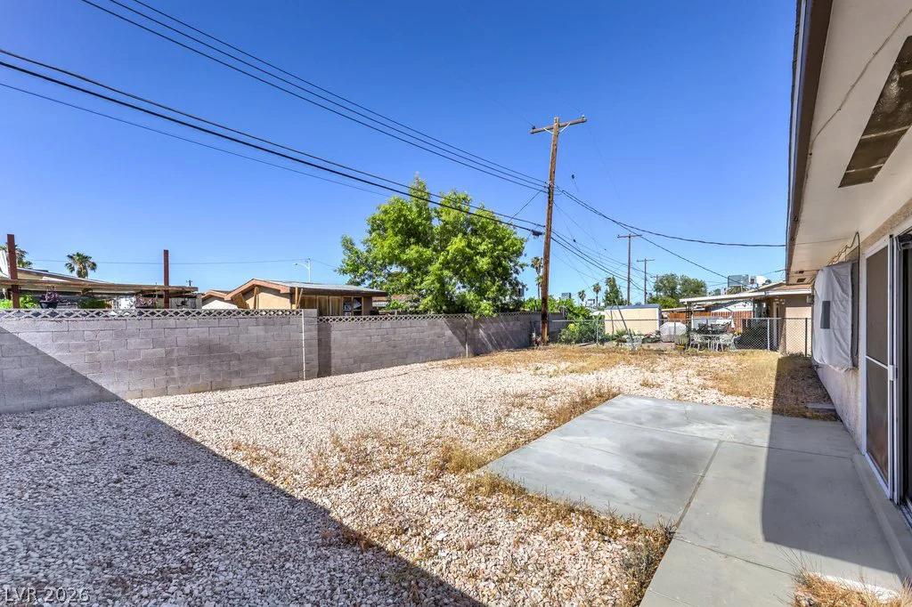 5708 Eugene, Las Vegas, NV 89108