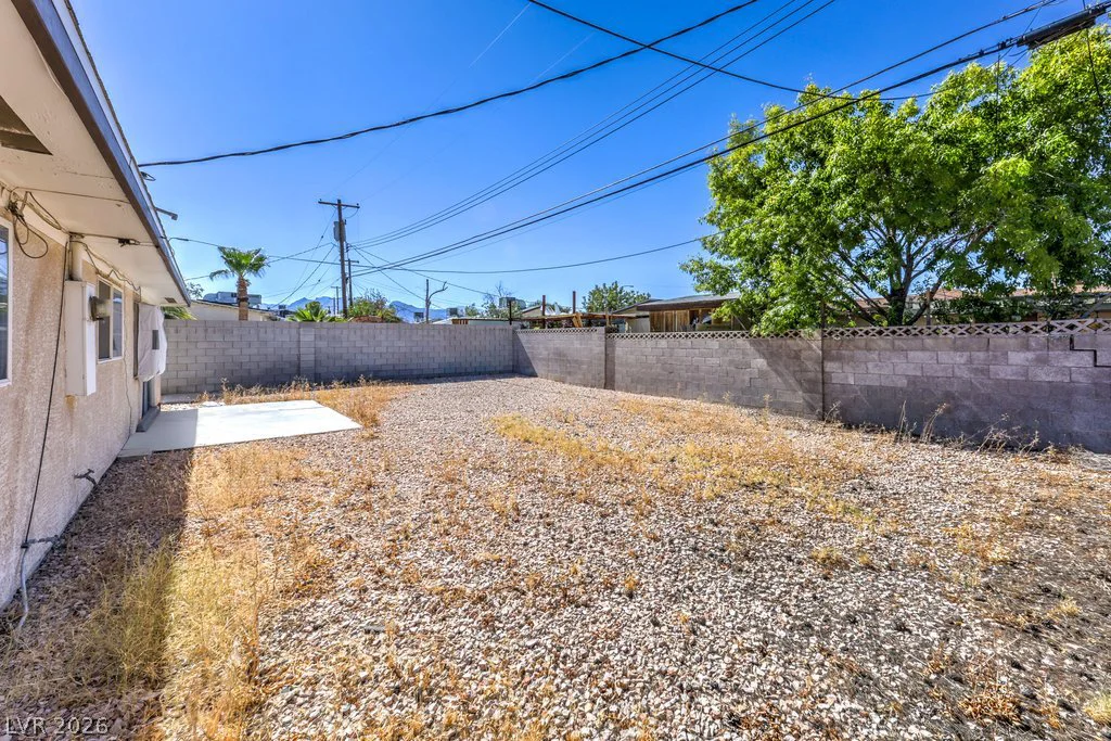 5708 Eugene, Las Vegas, NV 89108