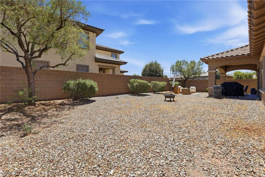 7414 Bugler Swan, North Las Vegas, NV 89084
