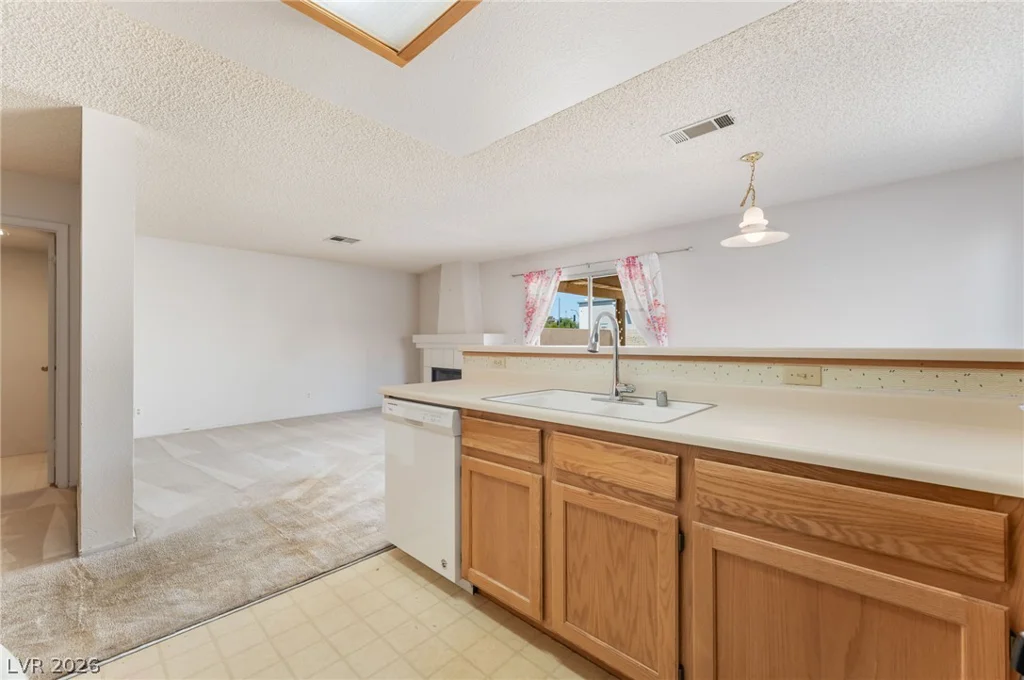 4013 Elkridge, Las Vegas, NV 89129