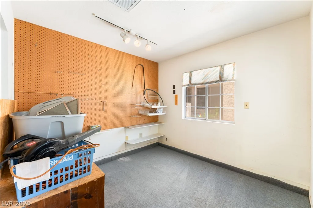 4013 Elkridge, Las Vegas, NV 89129
