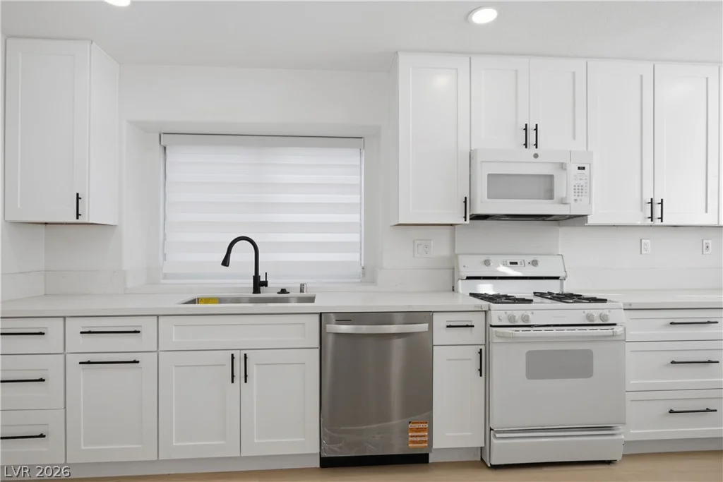 1447 Tiny Pebble, Las Vegas, NV 89142