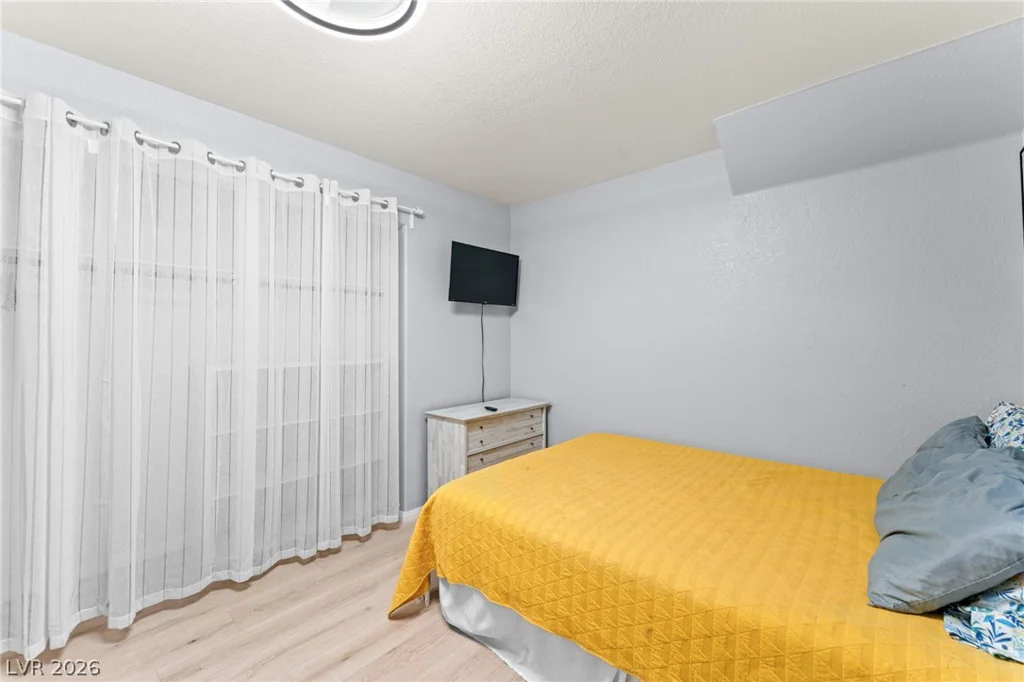 7567 Glowing Ember, Las Vegas, NV 89130