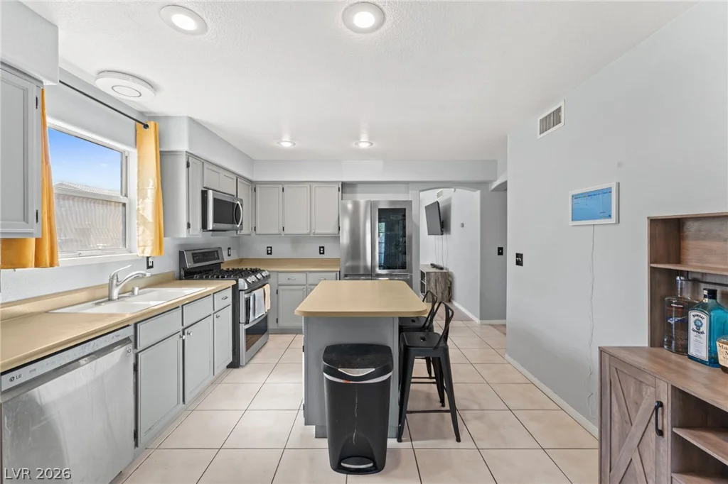 7567 Glowing Ember, Las Vegas, NV 89130