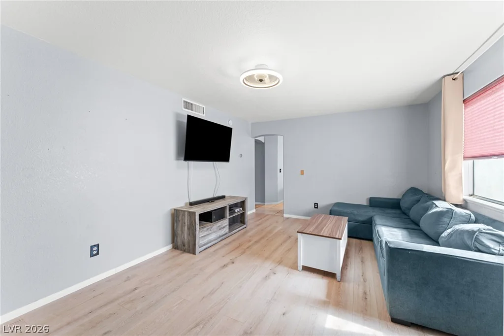 7567 Glowing Ember, Las Vegas, NV 89130