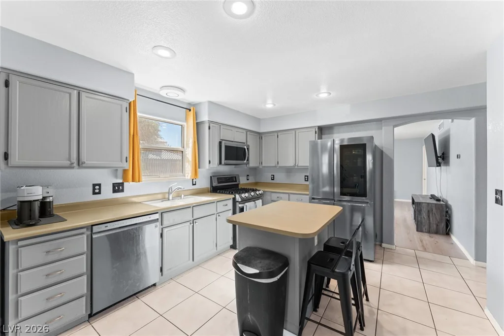 7567 Glowing Ember, Las Vegas, NV 89130