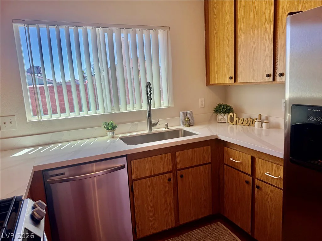 7281 Girard, Las Vegas, NV 89147