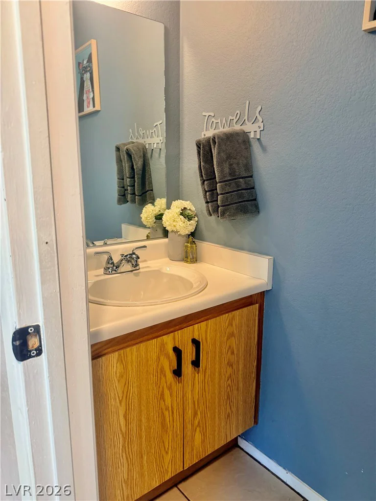 7281 Girard, Las Vegas, NV 89147