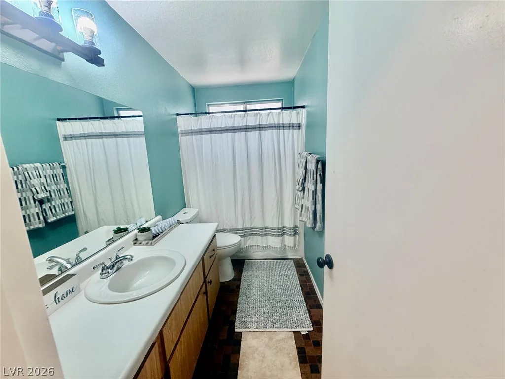 7281 Girard, Las Vegas, NV 89147