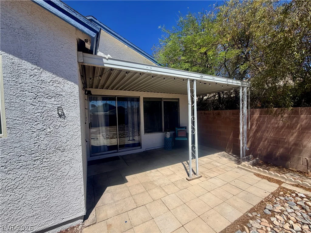7281 Girard, Las Vegas, NV 89147