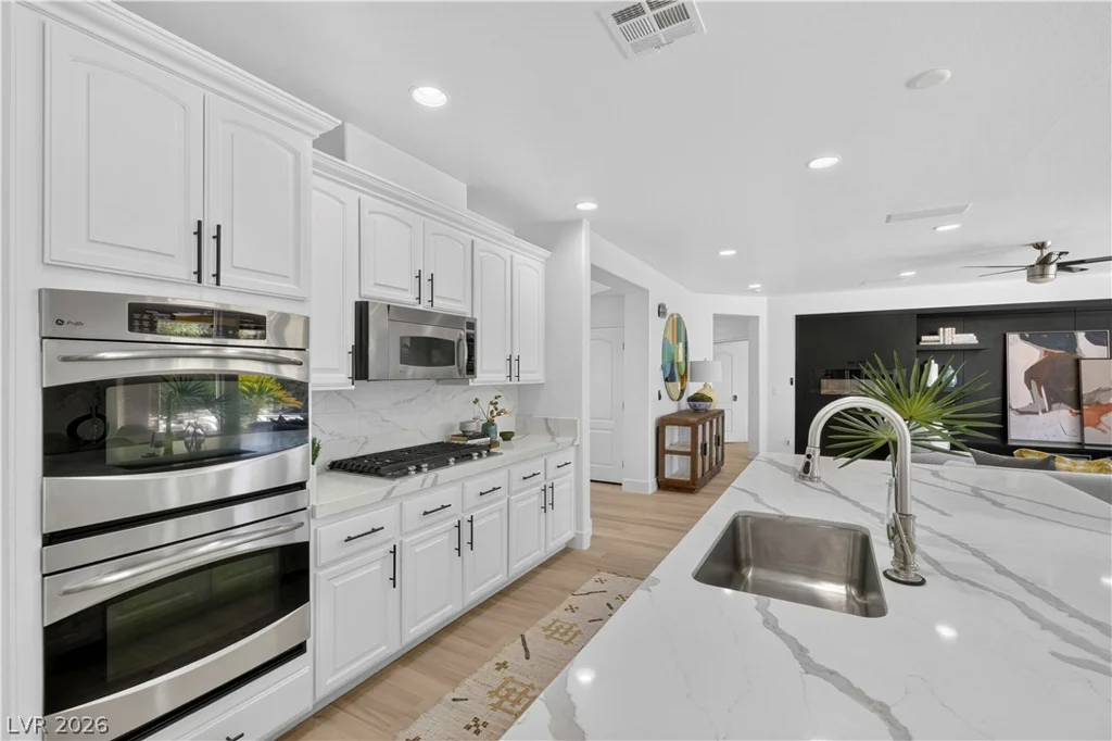 379 Autumn Hue, Las Vegas, NV 89123