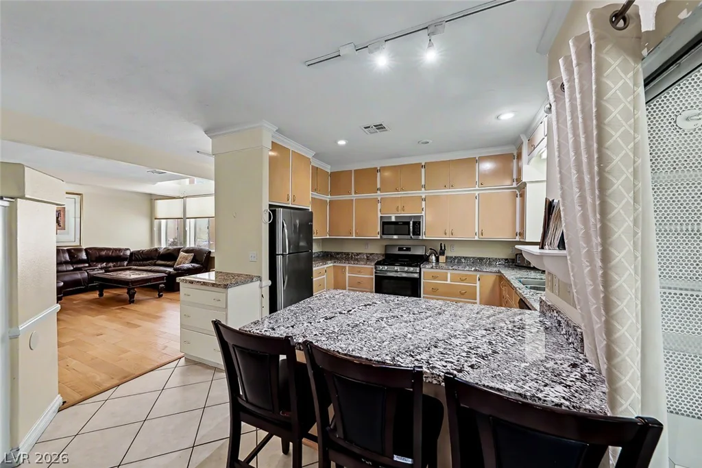 9594 Parvin, Las Vegas, NV 89123