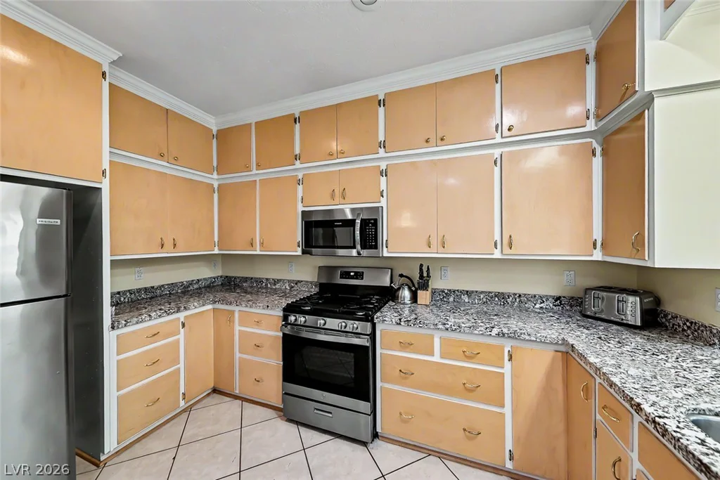9594 Parvin, Las Vegas, NV 89123