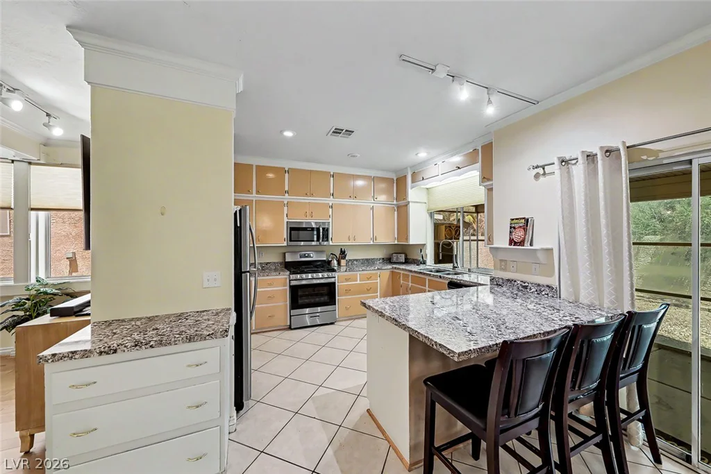 9594 Parvin, Las Vegas, NV 89123