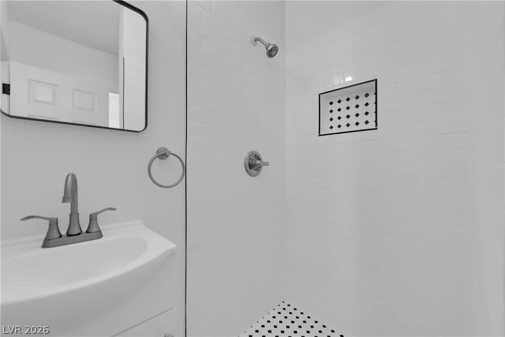 212 Minnesota, Las Vegas, NV 89107