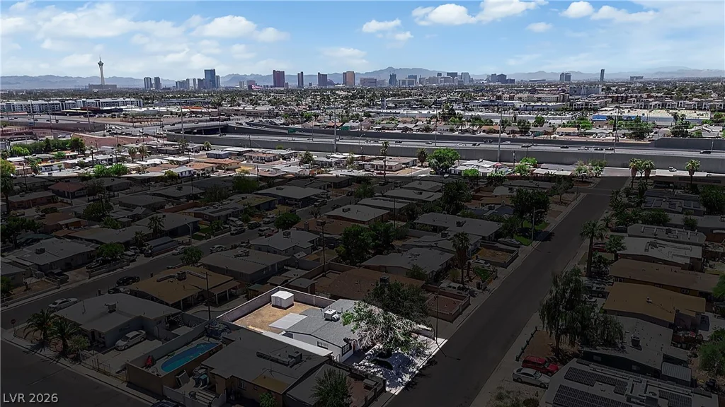 212 Minnesota, Las Vegas, NV 89107