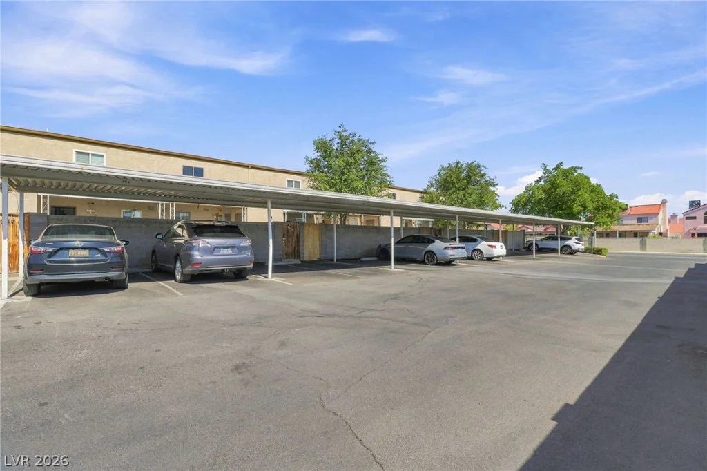 6233 Washington, Las Vegas, NV 89107