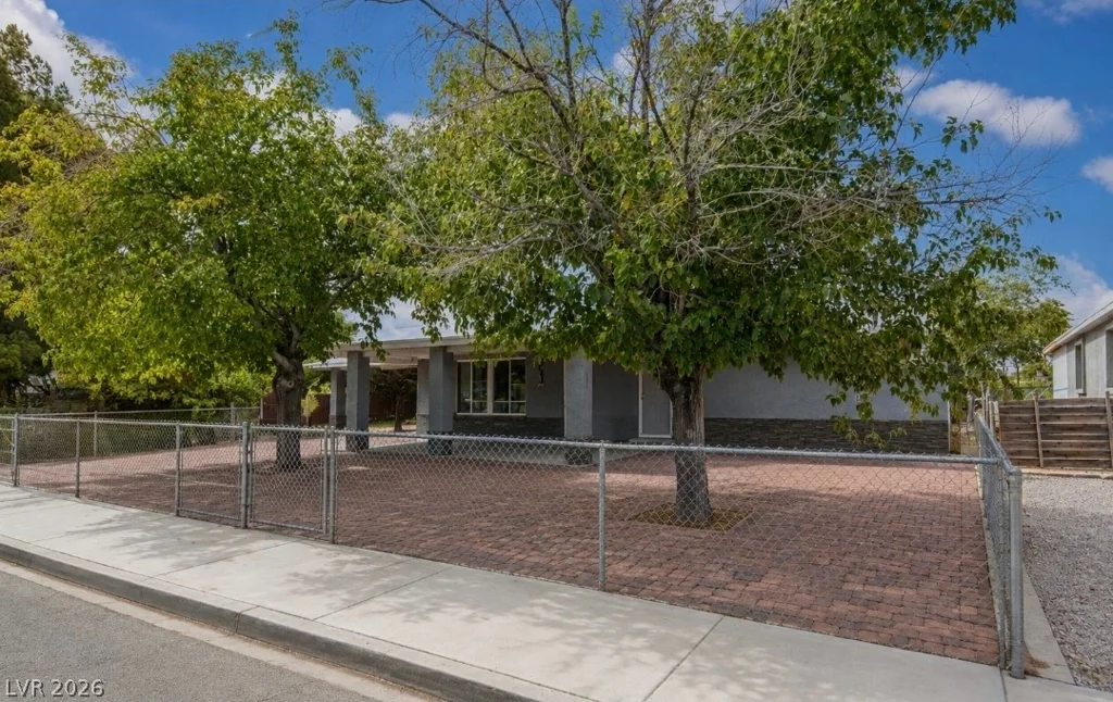3216 Osage, Las Vegas, NV 89101