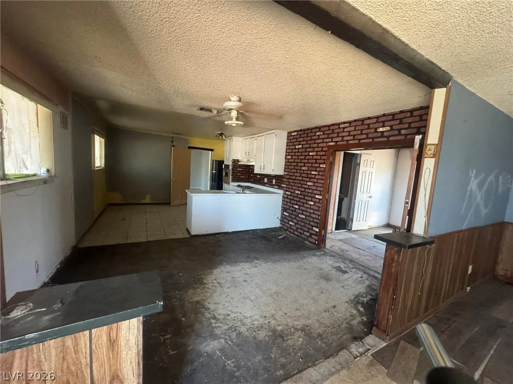 3001 Roseville, Las Vegas, NV 89102