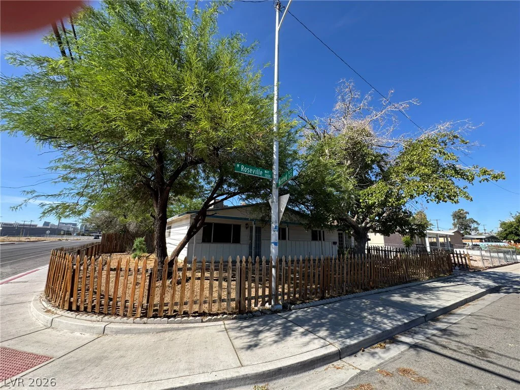3001 Roseville, Las Vegas, NV 89102