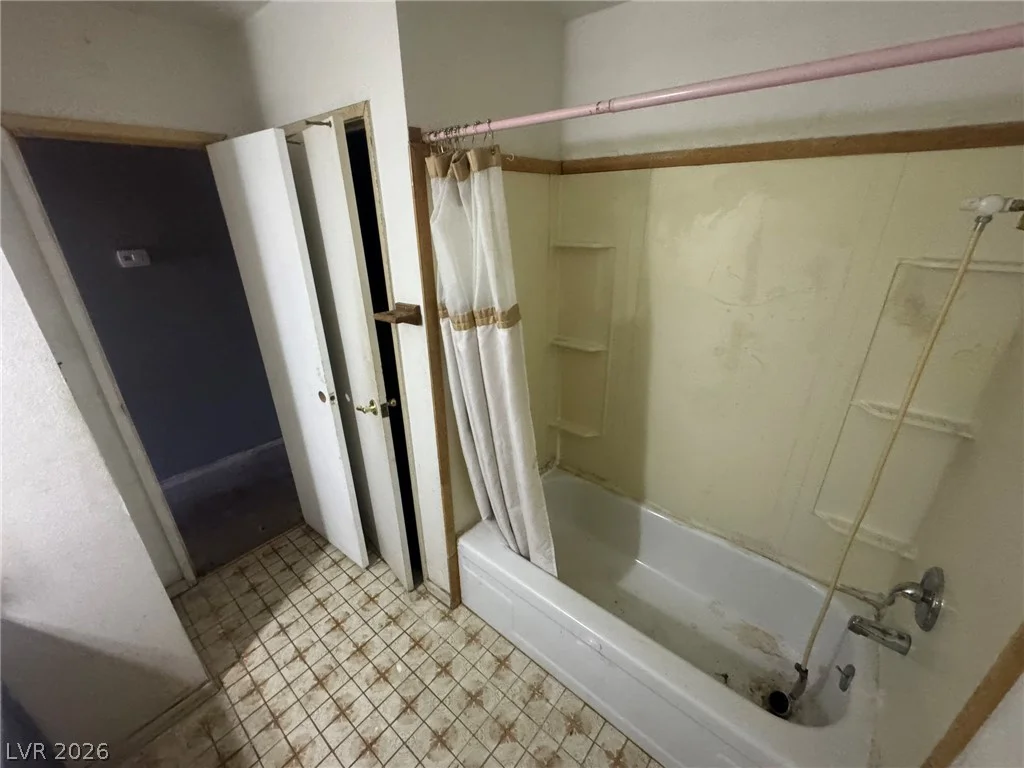 3001 Roseville, Las Vegas, NV 89102