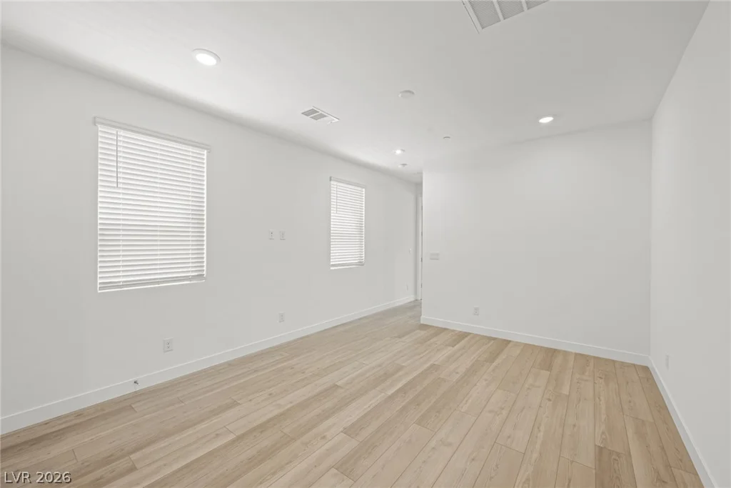 11824 Mimicking Song, Las Vegas, NV 89138