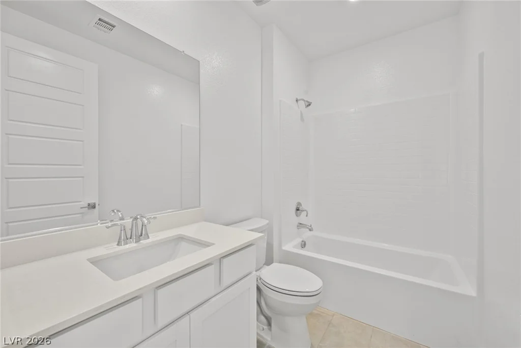 11824 Mimicking Song, Las Vegas, NV 89138