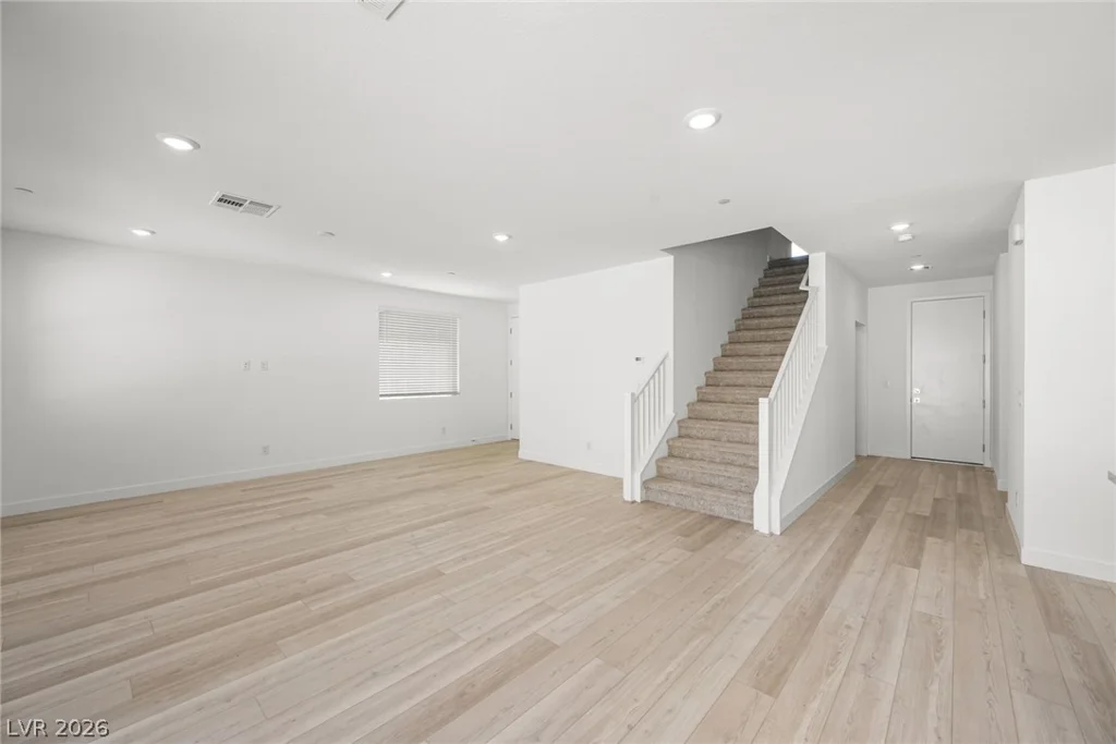 11824 Mimicking Song, Las Vegas, NV 89138