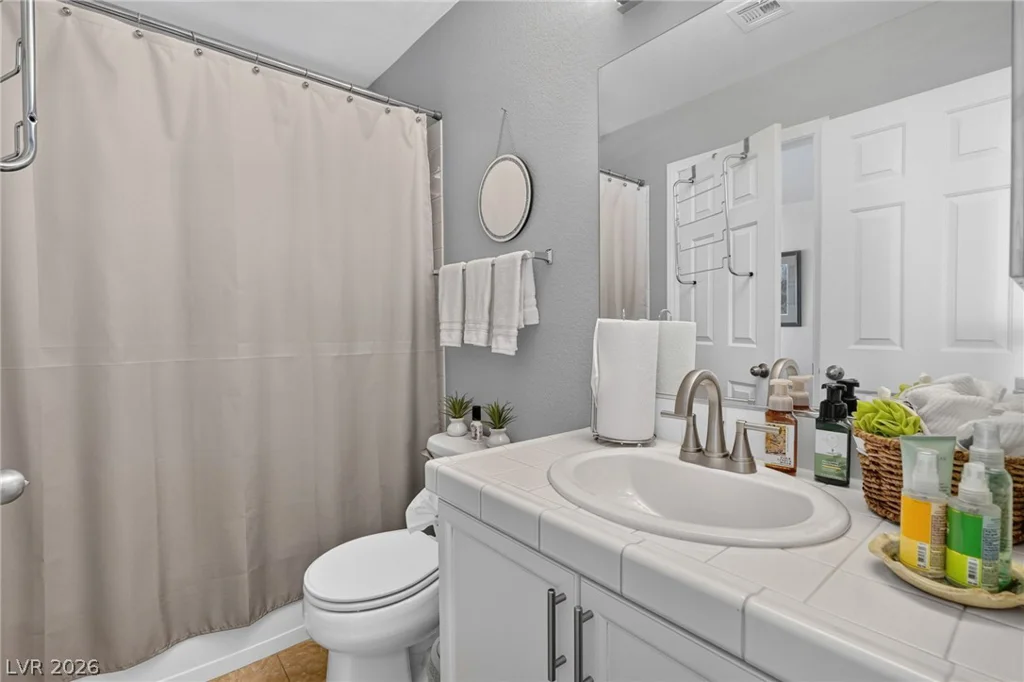 846 Holly Lake, Henderson, NV 89002
