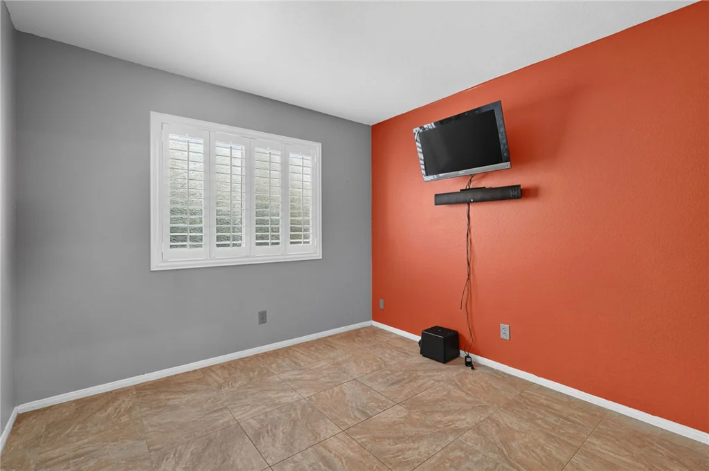 846 Holly Lake, Henderson, NV 89002