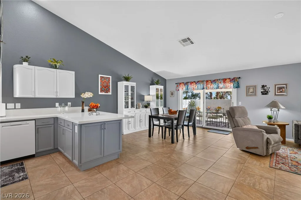 846 Holly Lake, Henderson, NV 89002