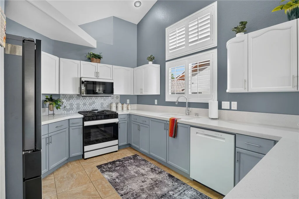 846 Holly Lake, Henderson, NV 89002