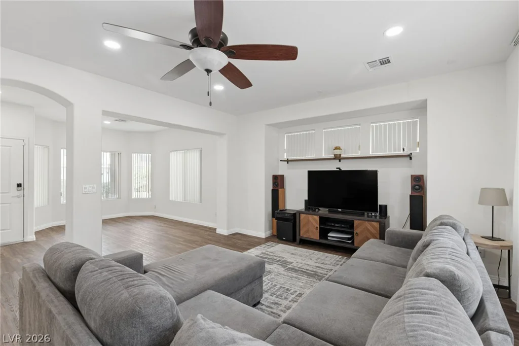 1016 Bistro Bay, North Las Vegas, NV 89086