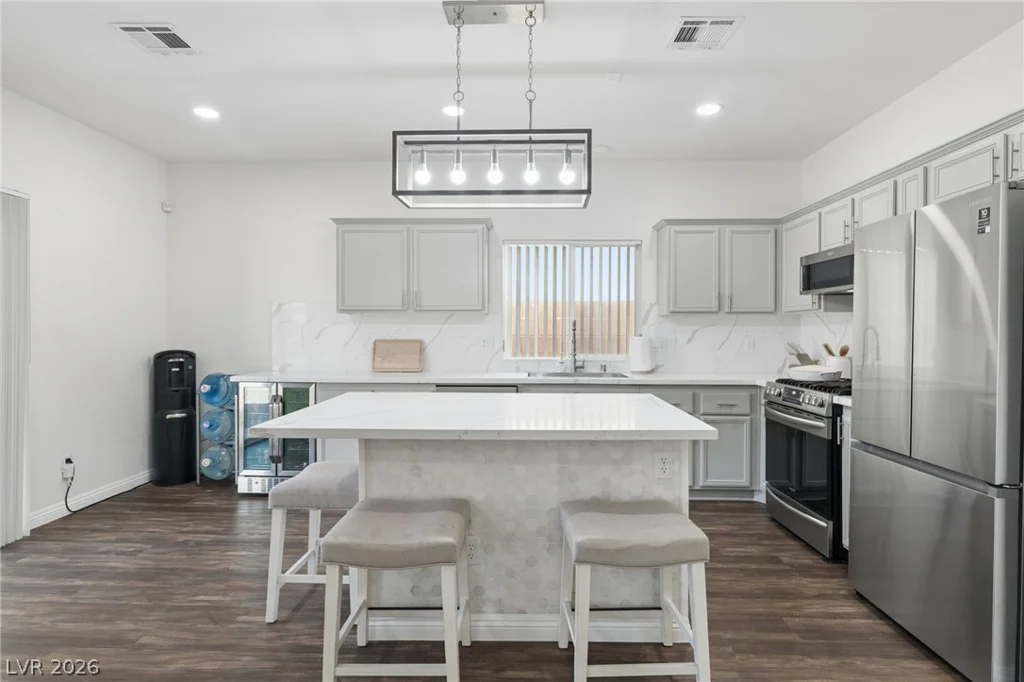 1016 Bistro Bay, North Las Vegas, NV 89086