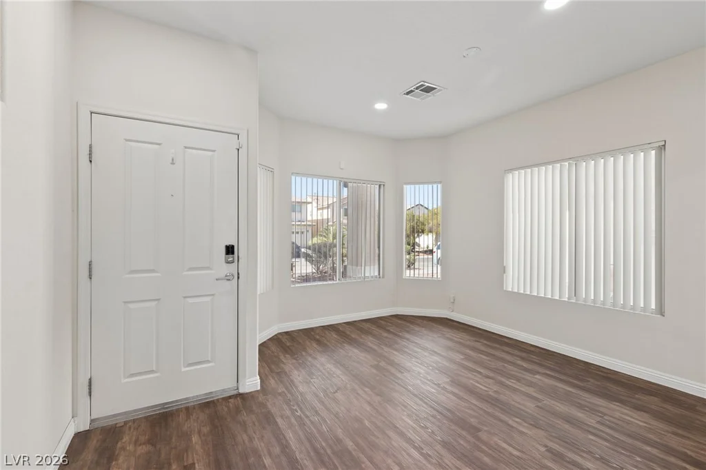 1016 Bistro Bay, North Las Vegas, NV 89086