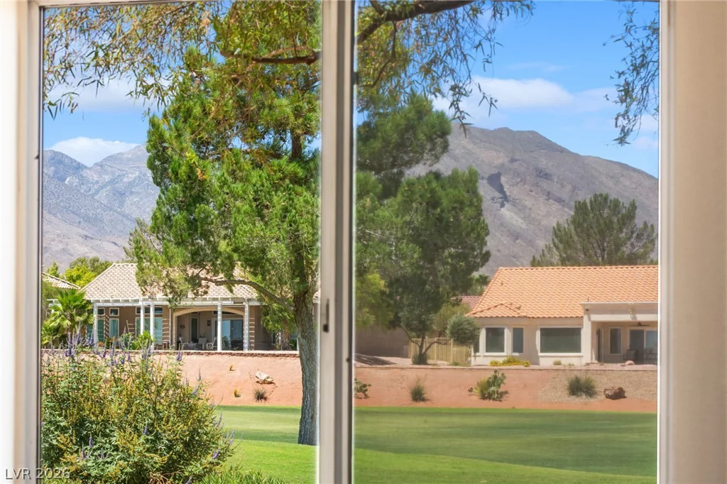 2641 Legend, Las Vegas, NV 89134